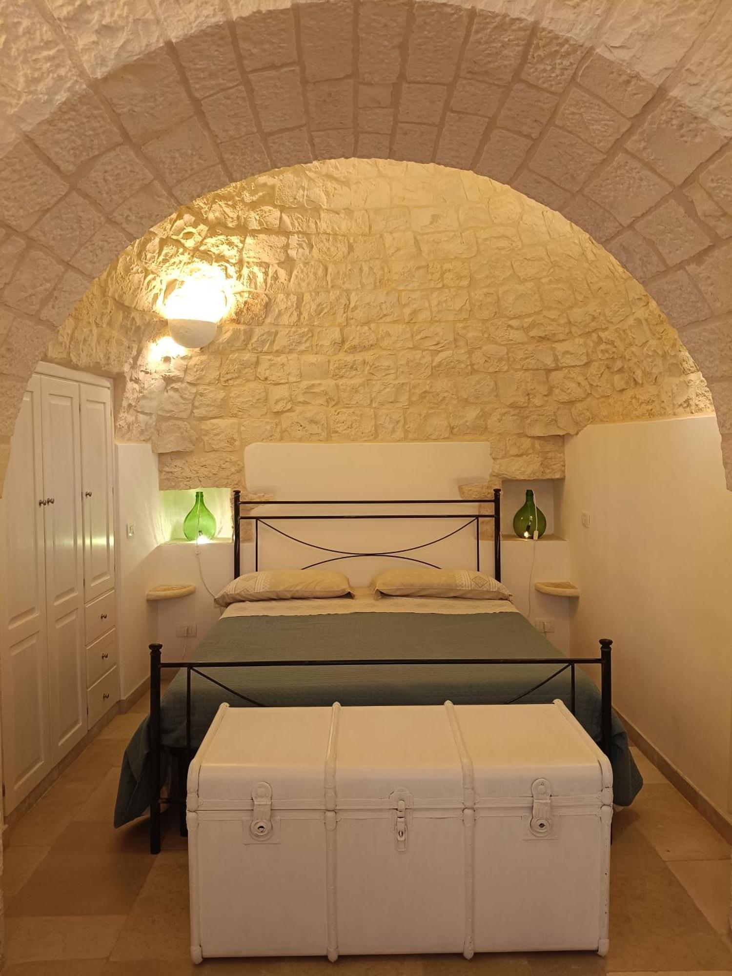 Trullo Le Tre Sorelle Cisternino Exterior photo